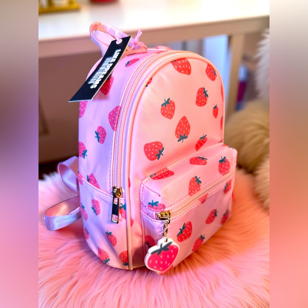Like Dreams NWT Cute Pink Strawberry Print Kids Medium Size Zip Pocket Backpack